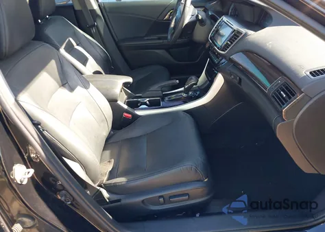 2017 Honda Accord Touring V6 from USA, damaged, VIN 1HGCR3F9XHA022590